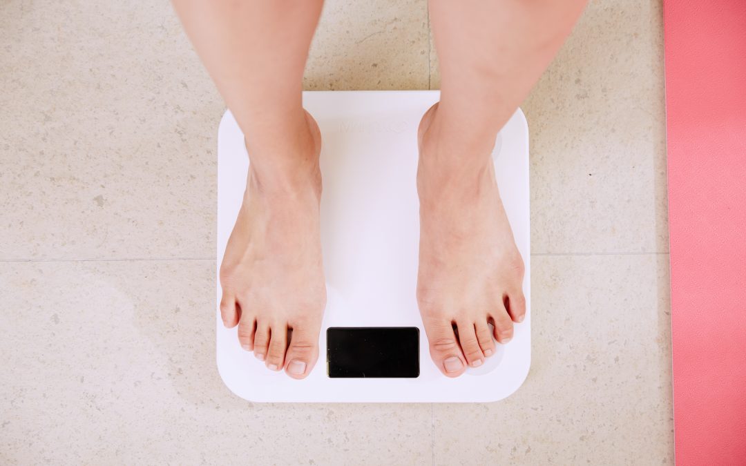 7 Top Tips from Registered Dietitian on How to Ditch the Weighing Scales