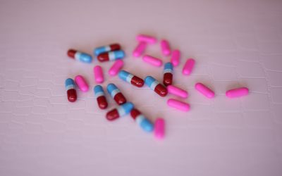 Are Diet Pills Effective? The Low Down From a Registered Dietitian